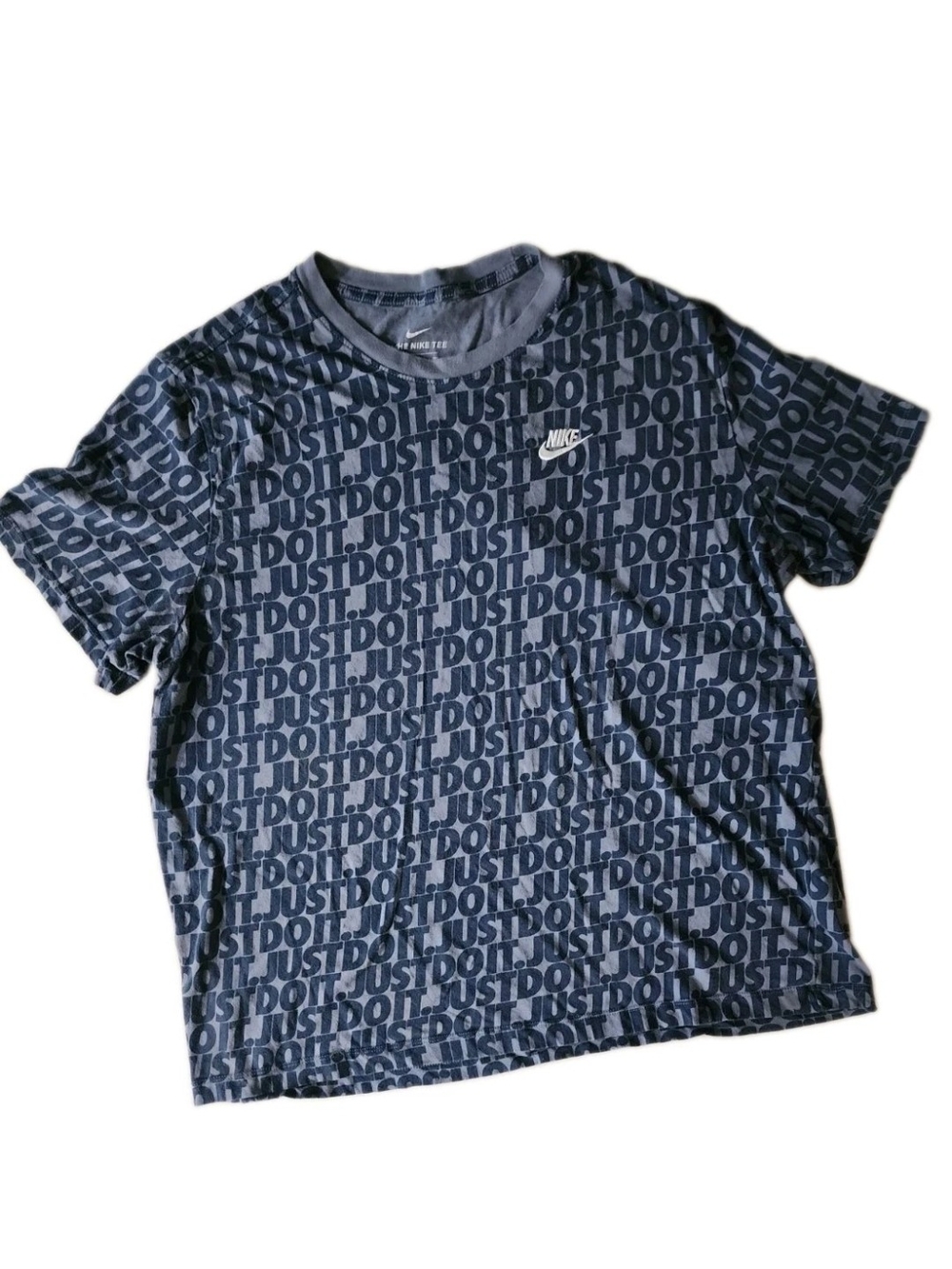 Nike Men's Navy and Black 'Just Do It' Short Sleeve Tee Fits Like A Large